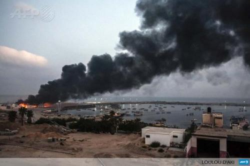 Planta eléctrica de Gaza bombardeada por Israel